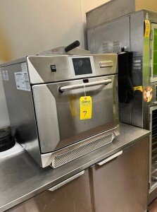 5 SUBWAY RESTAURANTS - ABSOLUTE