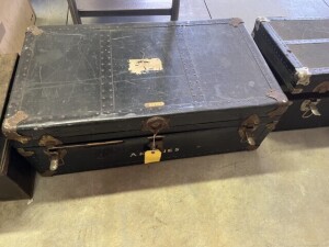 LARGE CAMPERS TRUNK