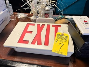 ASSORTED PIECES - 1- EXIT LIGHT / 2- WHITE GROUND FAULT CIRCUIT INTERRUPTERS