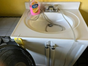 VANITY WITH BOWL, SINK, AND FAUCET - 25"