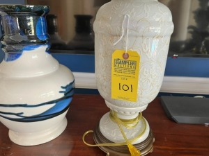WHITE ON WHITE LAMP
