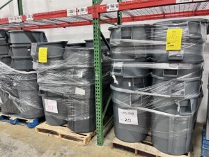 GRAY GARBAGE CANS (3 PALLETS)