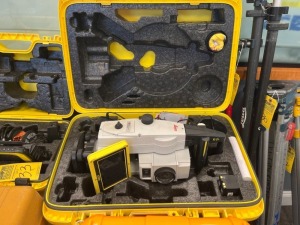 LEICA ICON ICR70 / ICR80 TOTAL STATION