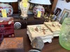 ASSORTED ORIENTAL COLLECTIBLES - FIGURINES, JARS, VASES, ETC - 7