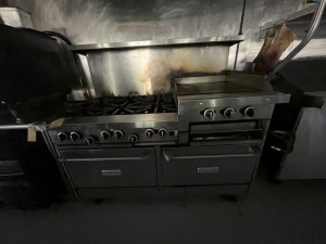 GARLAND 6 BURNER FLAT TOP STOVE WITH 2 OVENS - GAS / 60''