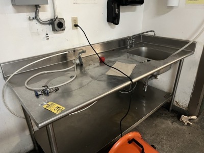 STAINLESS STEEL TABLE WITH SINK - 6' ***BUYER MUST SHUT OFF WATER PRIOR TO REMOVAL AND CAP LINES***