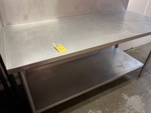 STAINLESS STEEL TABLE