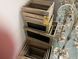 WOOD DECOR BOXES