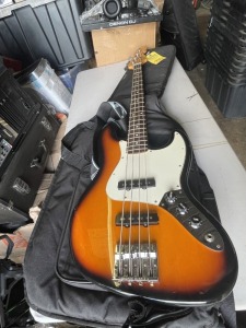 FENDER JAZZ BASS ELECTRIC GUITAR WITH FENDER CLOTH STRAP & FENDER SOFT CASE - SERIAL No. MN7142187 (SOME PAINT CHIPS ON BOTTOM OF BODY / GOOD CONDITION)