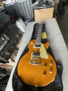 GIBSON LES PAUL STANDARD WOODEN ELECTRIC GUITAR WITH CLOTH STRAP & SOFT CASE - SERIAL No. 071600300 (VERY GOOD CONDITION)