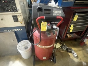 CRAFTSMAN SINGLE CYLINDER OIL-FREE AIR COMPRESSOR - 2HP / 26 GALLON