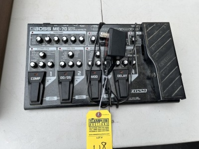 BOSS ME-70 GUITAR MULTIPLE EFFECTS WITH BUILT-IN FOOT PEDAL - SERIAL No. K6B0011 (GOOD CONDITION)