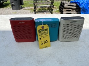 SMALL BOSE SPEAKERS