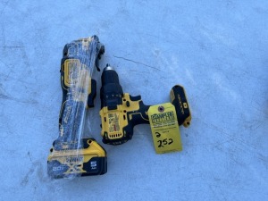 DEWALT TOOLS - DCS354 OSCILLATING MULTI-TOOL WITH BATTERY / DCD777 1/2'' CORDLESS DRILL (NO BATTERY) (BOTH VERY GOOD CONDITION)