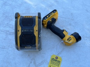 DEWALT TOOLS - DCR006 BLUETOOTH SPEAKER (GOOD CONDITION) / DCL040 WORKLIGHT WITH BATTERY (VERY GOOD CONDITION)