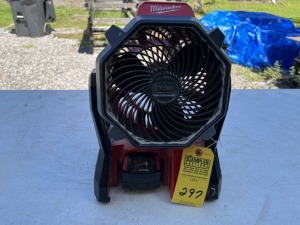 MILWAUKEE 0886-20 JOBSITE FAN WITH BATTERY (GOOD CONDITION)