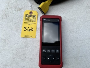 LAUNCH TECH MILLENIUM 70 AUTOMOBILE CODE READER IN LAUNCH CASE (LIKE NEW CONDITION)