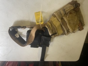 ASSORTED TOOL POUCHES - DEWALT CANVAS (VERY GOOD CONDITION) / LEATHER (GOOD CONDITION)