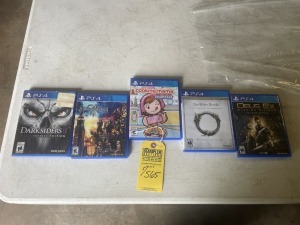 PLAYSTATION PS4 GAMES IN CASES - SEE PICTURES FOR SPECIFIC DETAILS (PRE-OWNED)