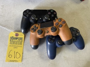 PLAYSTATION CONTROLLERS (GOOD CONDITION)