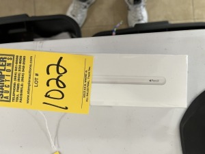 APPLE PENCIL (NEW IN BOX) ***LOCATED IN DAVIE, FL***