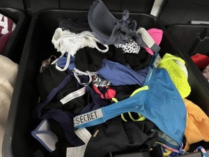 ASSORTED WOMENS CLOTHING - BATHING SUIT TOPS, BATHING SUIT BOTTOMS, SHIRTS, ETC (NO BIN) (PRE-WORN) ***LOCATED IN DAVIE, FL***