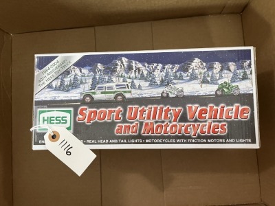 HESS SPORTS UTILITY WITH MOTORCYCLES - 2004 (NEW IN BOX) ***LOCATED IN DAVIE, FL***