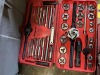 SNAP-ON TD-2425 ADJUSTABLE TAP & DIE SET WITH DOUBLE HEX DIES (COMPLETE) - 2