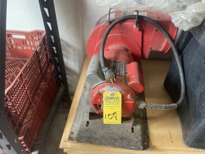 RED HOMLIT BLOWER - 120V / 2HP (PRE-OWNED)