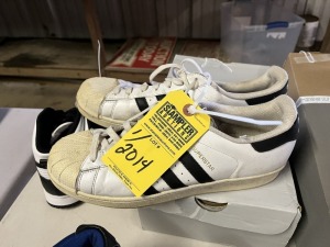 ADIDAS - SIZE 11 - BLACK & WHITE