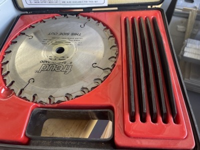 FREUD SAFETY DADO - 8'' DIAMETER / 24 TEETH / 1/4''-13/16'' CUTTING WIDTH RANGE (GOOD CONDITION)