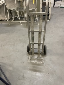 ALUMINUM HAND TRUCK