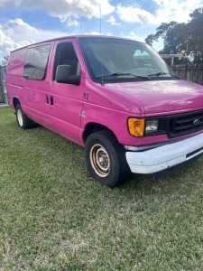 2003 FORD E-250 VAN - VIN #1FTNE24W33HA80191 - 236,055 MILES ON ODOMETER (STARTS / RUNS / EXTERIOR & INTERIOR ROUGH CONDITION) ***TITLED ASSET***ADDITIONAL FEES APPLY FOR TRANSFER TITLE/TAG***