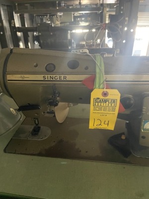 SINGER 457U125 SEWING MACHINE WITH TABLE & MOTOR