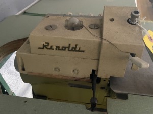 RIMOLDI 527-00-2CD32 SEWING MACHINE WITH TABLE & MOTOR