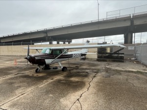 1978 CESSNA 152 AIRCRAFT (TAIL No. N49800 / SERIAL No. 15281323) - LYCOMING 0-235 SERIES ENGINE (NO LOG BOOKS) --- LOCATED AT NEW ORLEANS LAKEFRONT AIRPORT (NEW), 5801 WALTER BEECH STREET, NEW ORLEANS, LOUISIANA 70126 