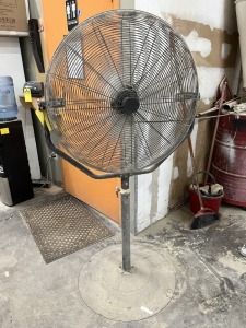 FLOOR FAN - 24''