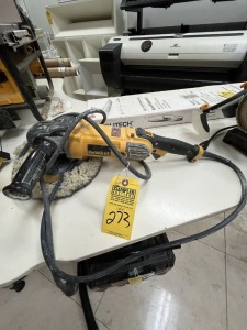 DEWALT BUFFER / GRINDER
