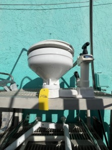 MARINE TOILET