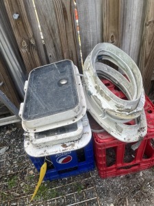 ALUMINUM FRAME PORTHOLES