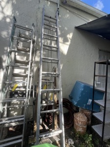 ALUMINUM EXTENSION LADDER