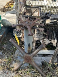METAL TABLE BASE