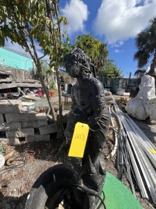 STATUE / FOUNTAIN