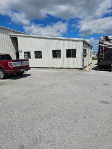 METAL COMMERCIAL BUILDING - 30x30 ('OFFICE BUILDING') ***REMOVAL WITHIN 30 DAYS***