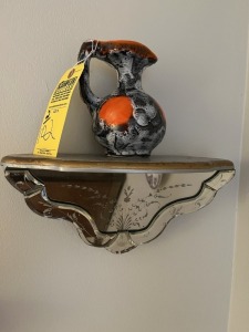 ASSORTED DECOR - PITCHER / SMALL PLATE WITH EASEL