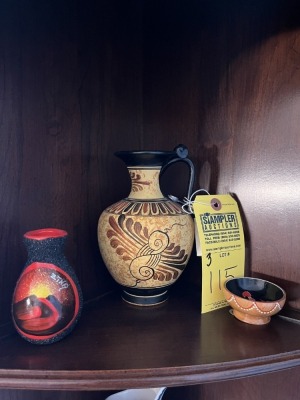 ASSORTED DECOR