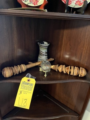 ASSORTED DECOR