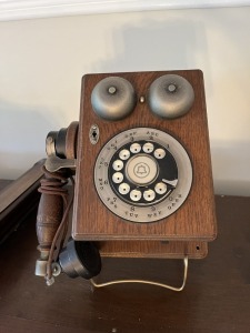 WESTERN ELECTRIC ANTIQUE WOOD TELEPHONE - SERIAL No. 124354