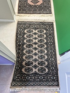 BLUE, BEIGE & BLACK ORIENTAL RUG - COUNTRY OF ORIGIN TURKEY - 51''x32''