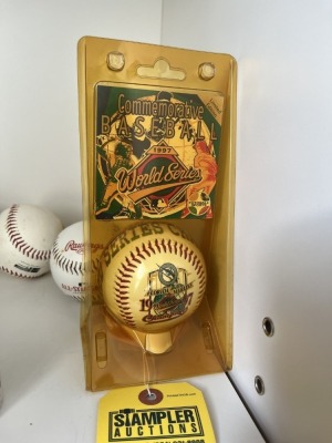 COMMEMORATIVE BASEBALL - WORLD SERIES IN PACKAGING